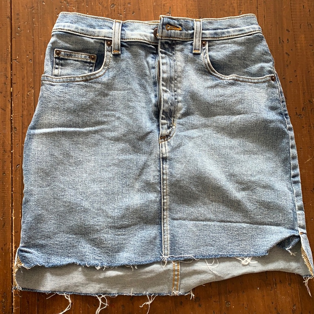 Aritzia denim skirt